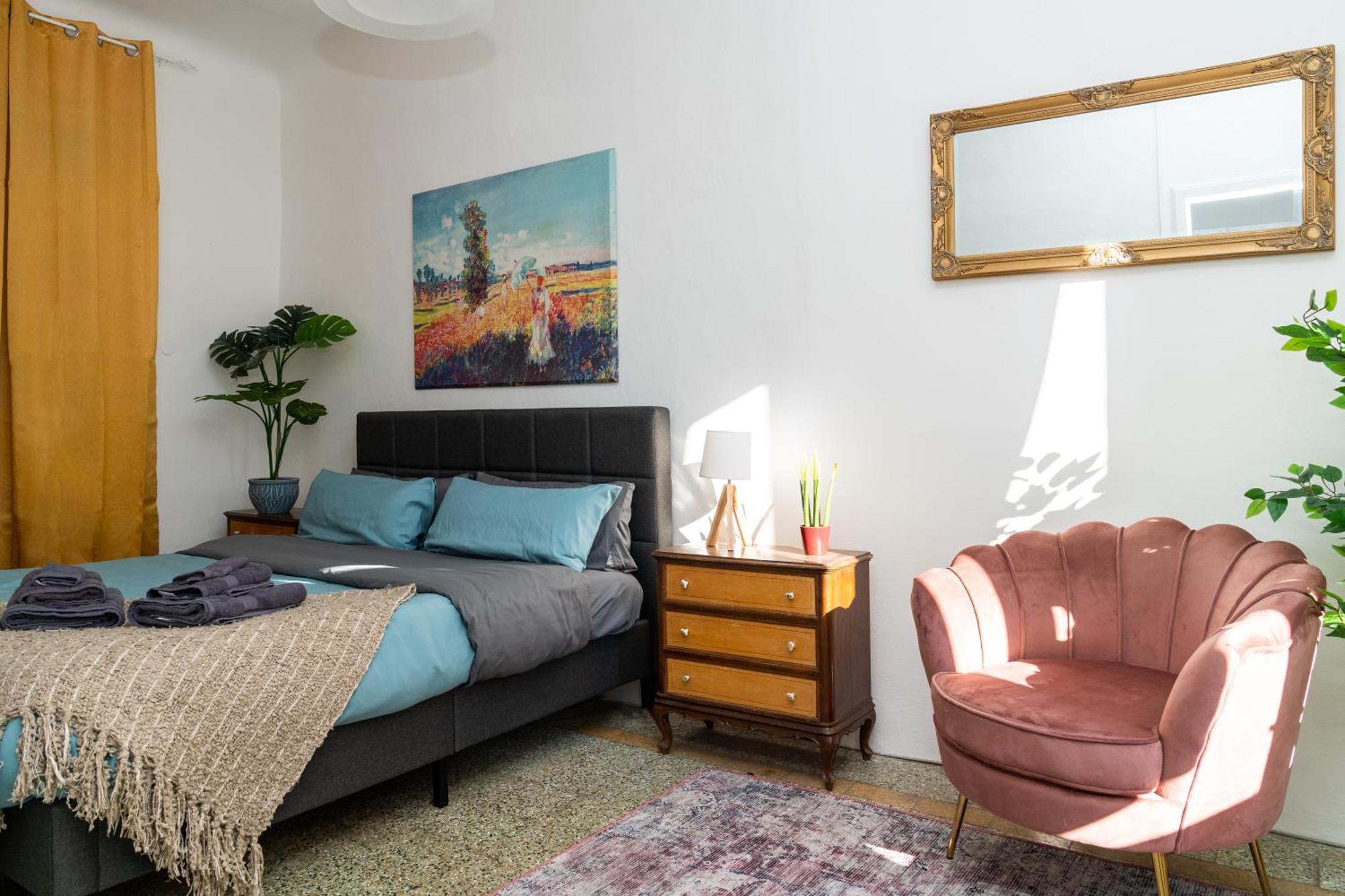 Historic Apt In The Center Of Lucca With Balcony Apartment Bagian luar foto