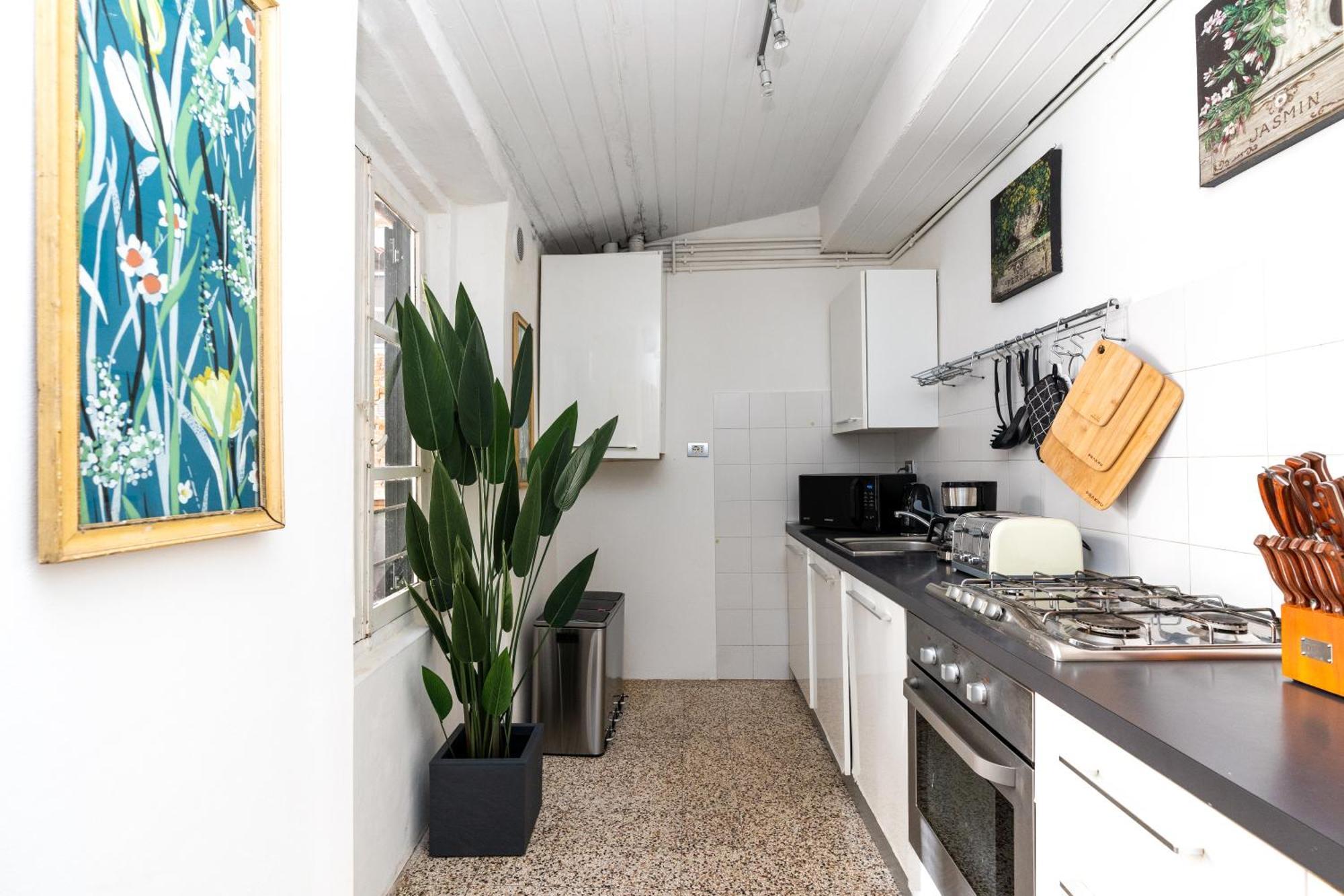 Historic Apt In The Center Of Lucca With Balcony Apartment Bagian luar foto