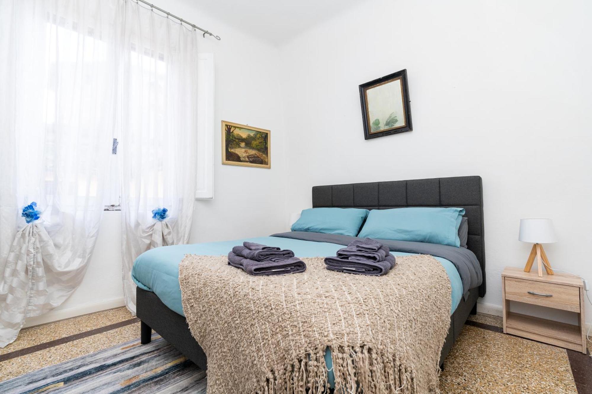 Historic Apt In The Center Of Lucca With Balcony Apartment Bagian luar foto