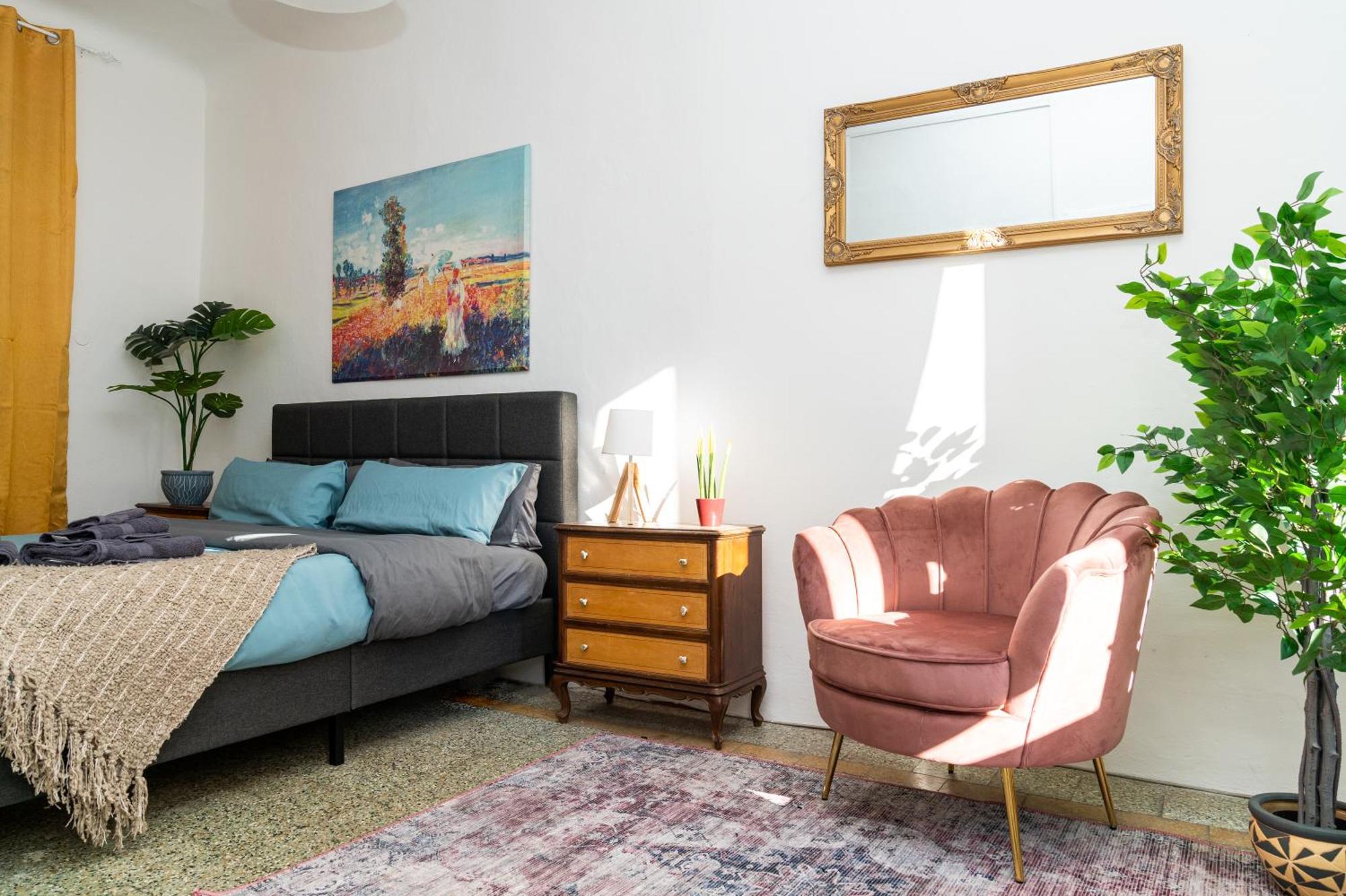 Historic Apt In The Center Of Lucca With Balcony Apartment Bagian luar foto